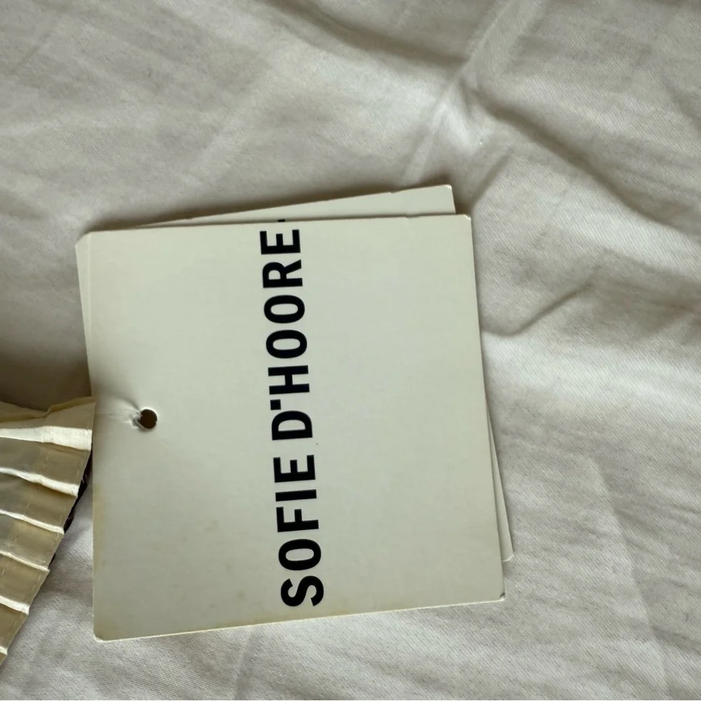 Sofie D'Hoore Cream Pleated Dress - Picture 3 of 4